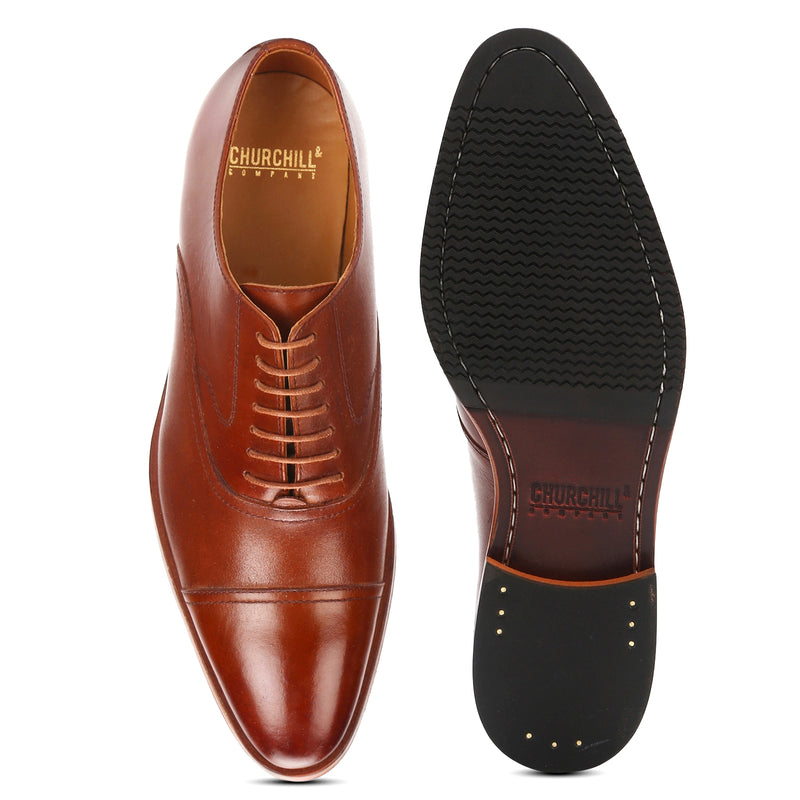 Marco: Tan Lace Up