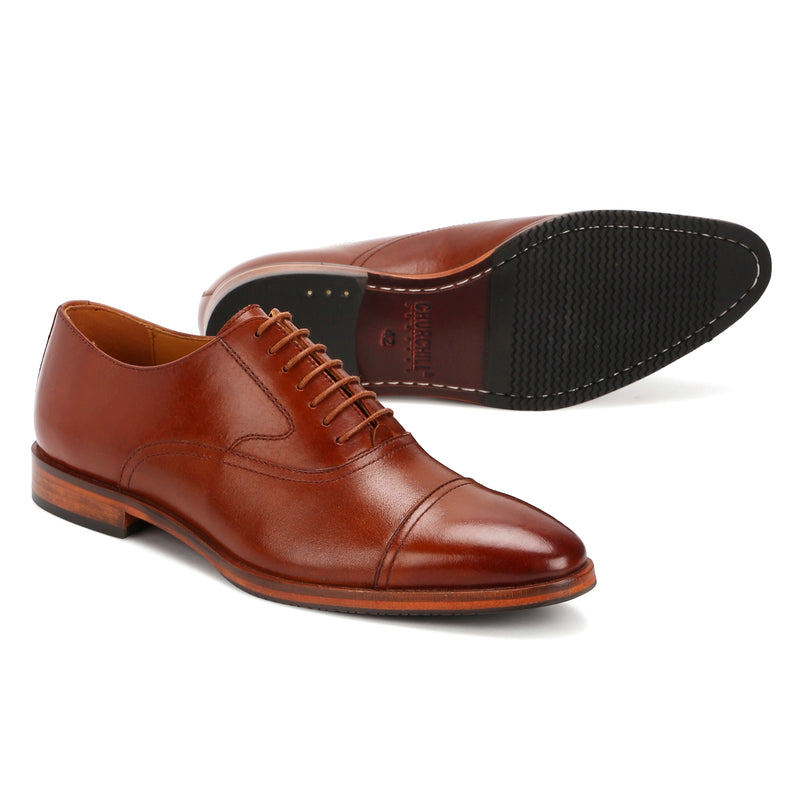 Marco: Tan Lace Up